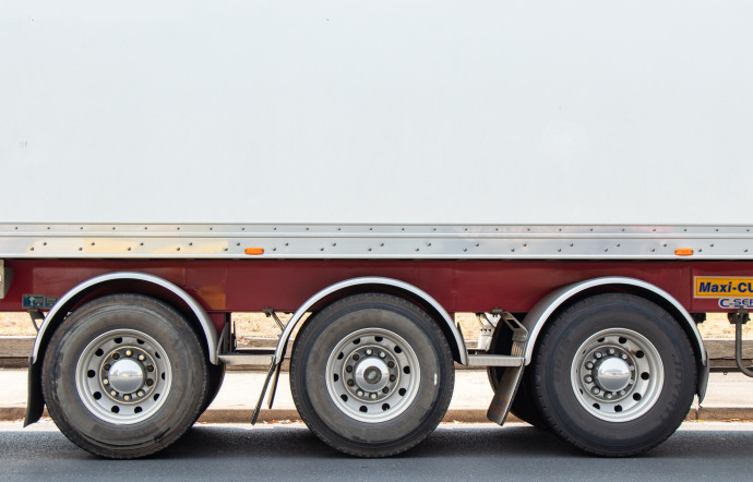 Aujourd’hui, un camion à hydrogène vaut 400 000 euros, soit cinq fois plus qu’un camion diesel équivalent.