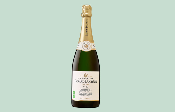 Le champagne Canard-Duchêne.
