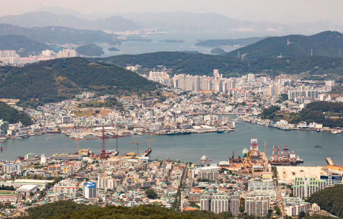 Vue de la ville depuis le téléphérique.