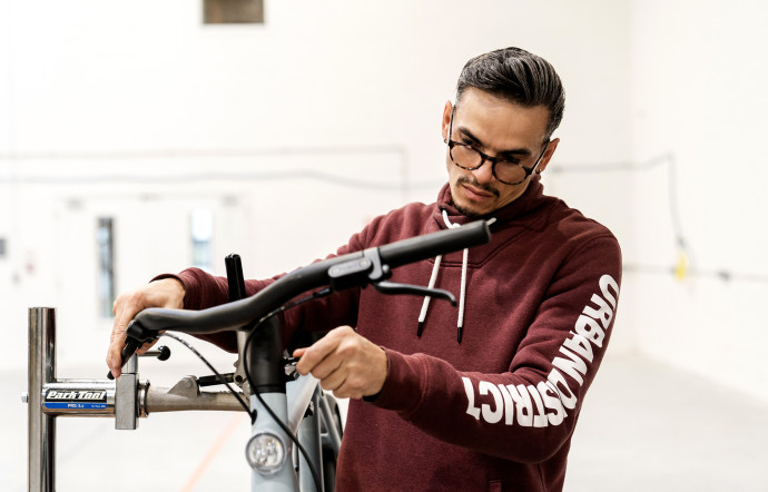 Un atelier de brooklyn répare déjà les vélos qui seront mis en vente par Upway aux Etats-Unis.