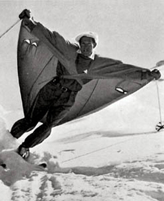 Leo Gasperl et ses ailes de chauve-souris.