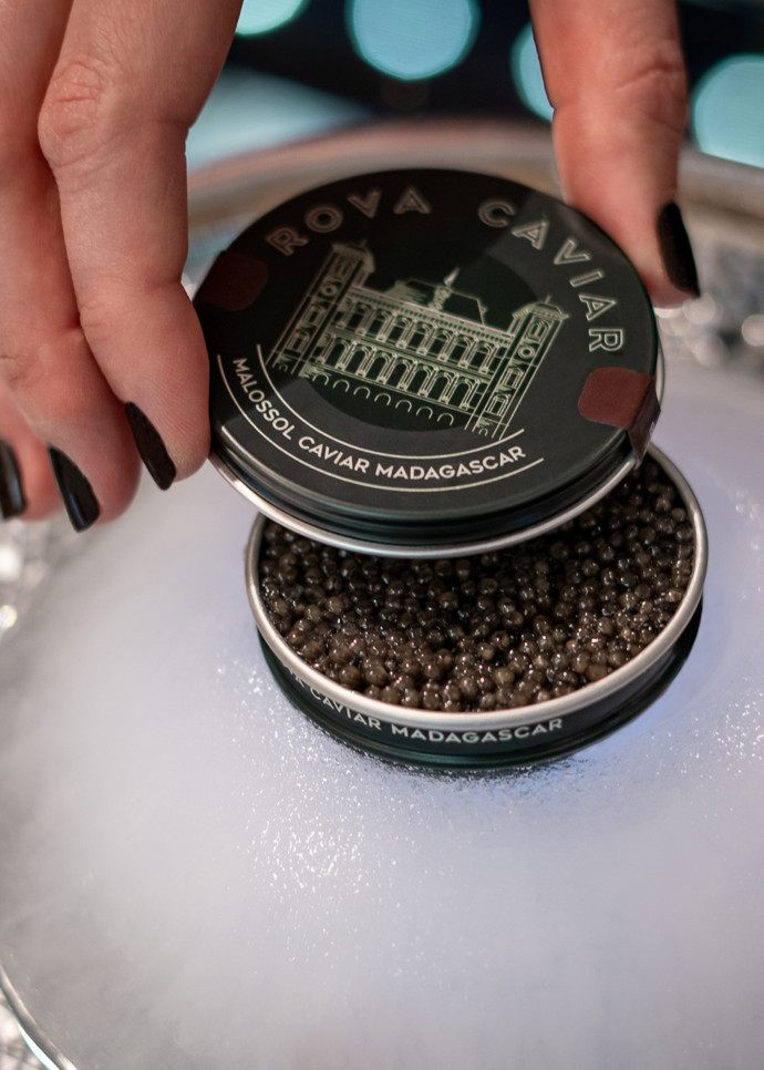 caviar-the-good-life-2