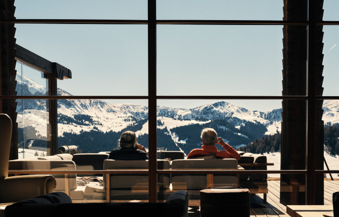 La terrasse de l’Adler Moutain Lodge, au cœur de l’Alpe de Siusi.