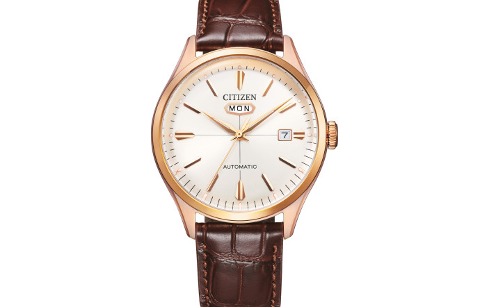 La Citizen C7 avec son bracelet en cuir.