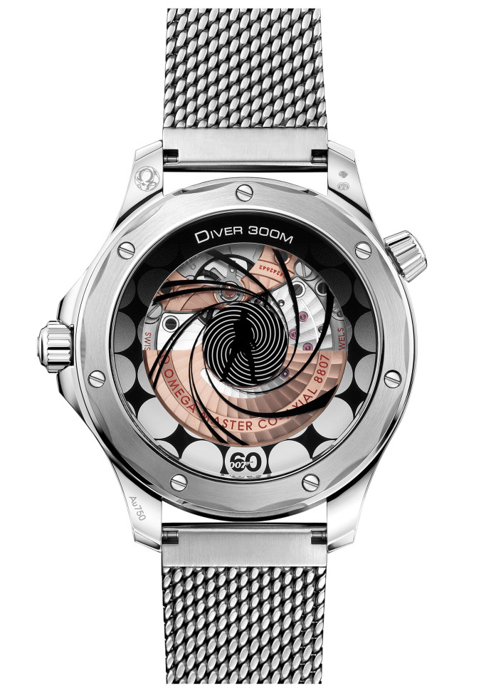 La Seamaster 300M 60 Years of James Bond, en acier inoxydable.