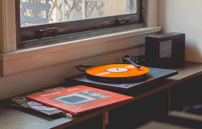 Avec un grand sens de l’anticipation, son créateur, Heinz Lichtenegger, a compris que les puristes ne se lasseraient pas de la qualité toute spécifique du vinyle et de la chaleur de sa sonorité.