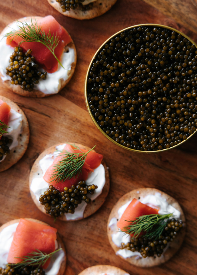 the-good-life-caviar-intro-bis
