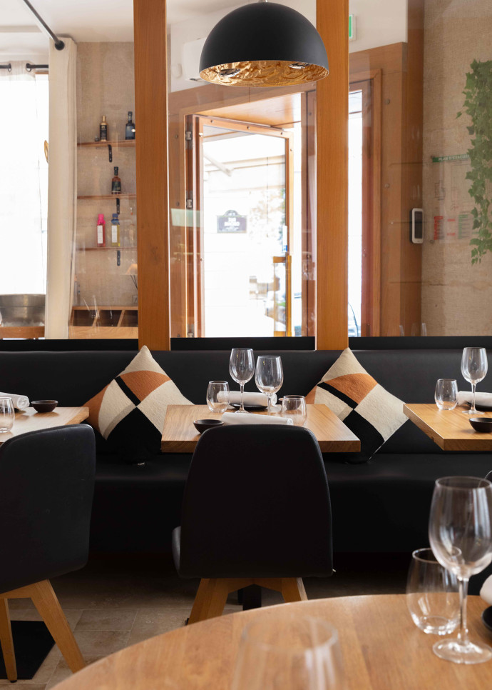 A Baïeta, le restaurant aux accents niçois de la cheffe Julia Sedefdjian, à Paris.
