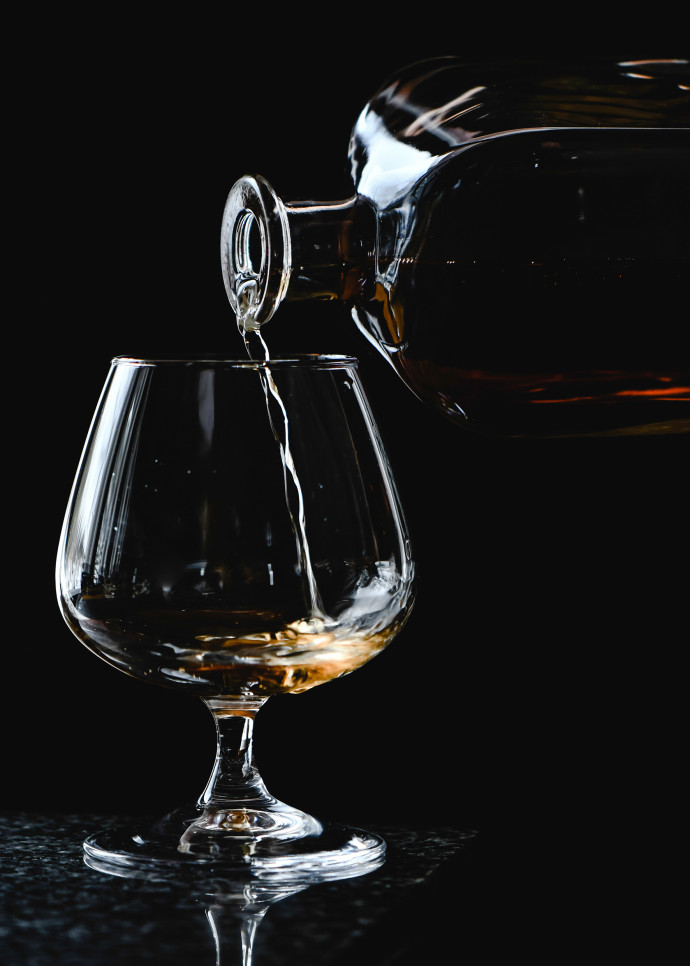 Le vermouth revient en force en France, à travers la scène mixologiste. The Good Life a sélectionné 6 bouteilles singulières, Paris, France, 2023 - The Good Life