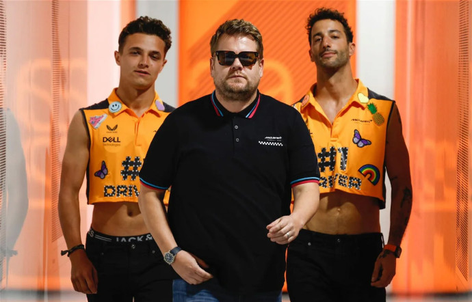 L’humoriste James Corden suivait l’écurie McLaren durant tout le Grand Prix de Miami 2022 afin d’en assurer la popularité aux Etats-Unis.