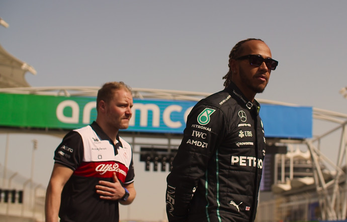 Valtteri Bottas et son ancien partenaire d’écurie, Lewis Hamilton.