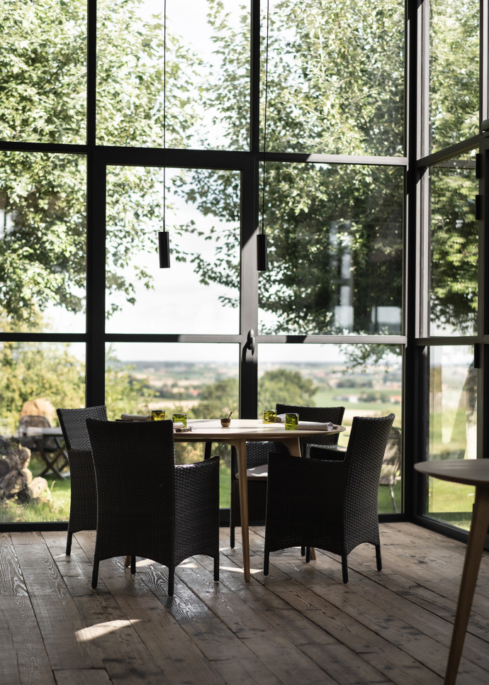 Une salle au vert à Auberge du Vert Mont.