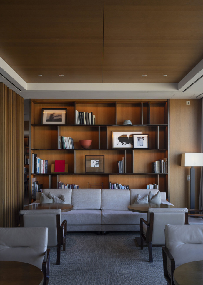 L’Executive Lounge, un espace créé sur le modèle d’un luxueux et spacieux salon de penthouse.