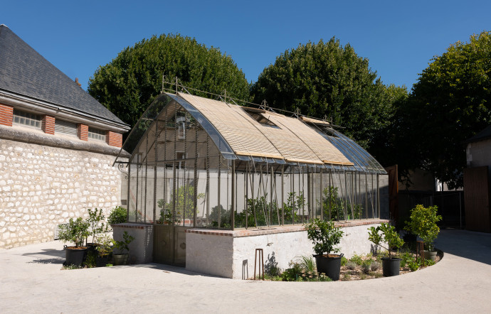 Dans les jardins de Fleur de Loire, le potager et la serre.