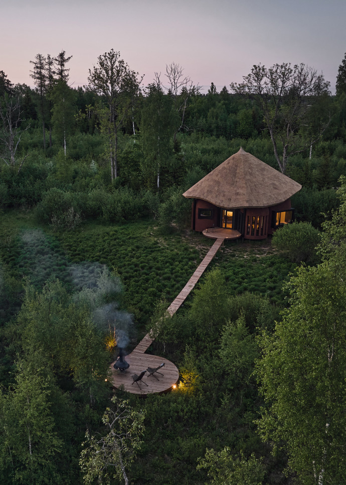 Maidla Nature Resort se compose de trois cabanes d’architectes de 21 à 50 m2.