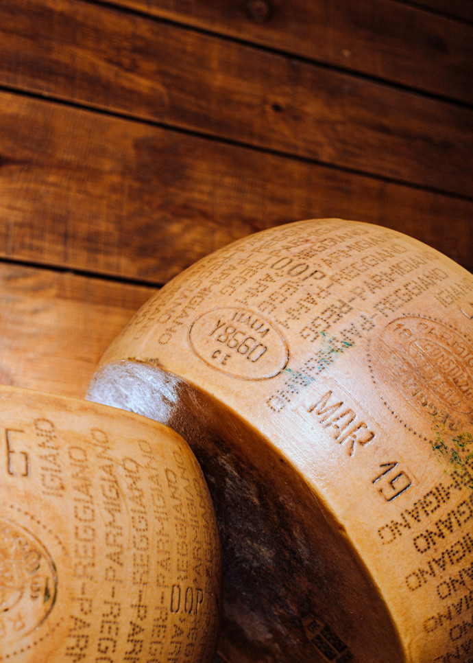 Les ventes mondiales annuelles de faux Parmigiano Reggiano atteignent presque 2 milliards d’euros.