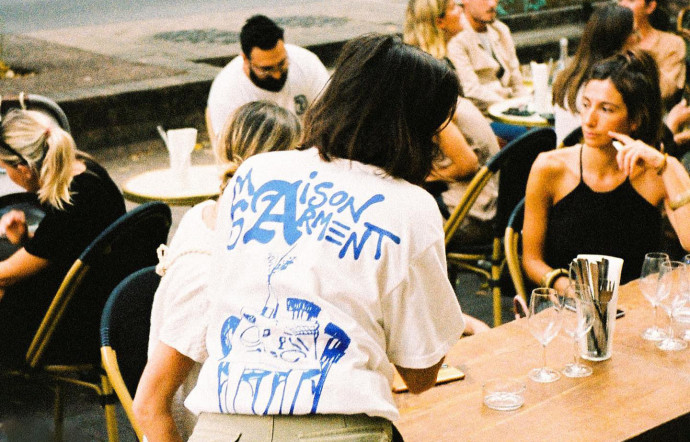 t-shirt merchandising restaurant sarment
