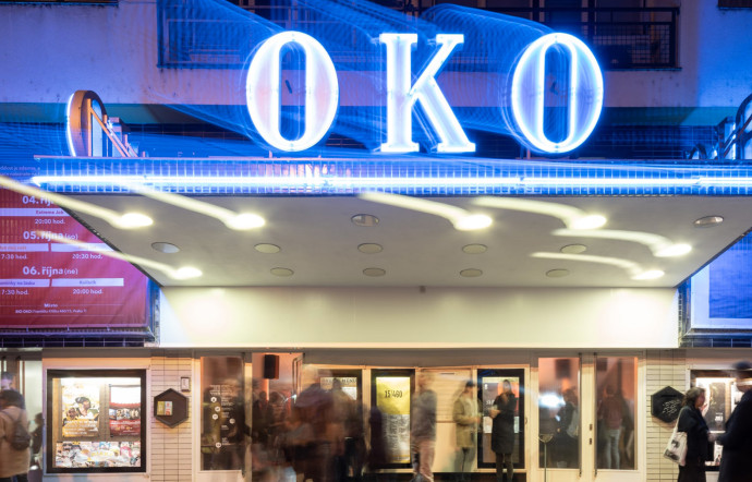 Le cinéma Bio Oko est un point de rencontre pour la jeunesse locale.