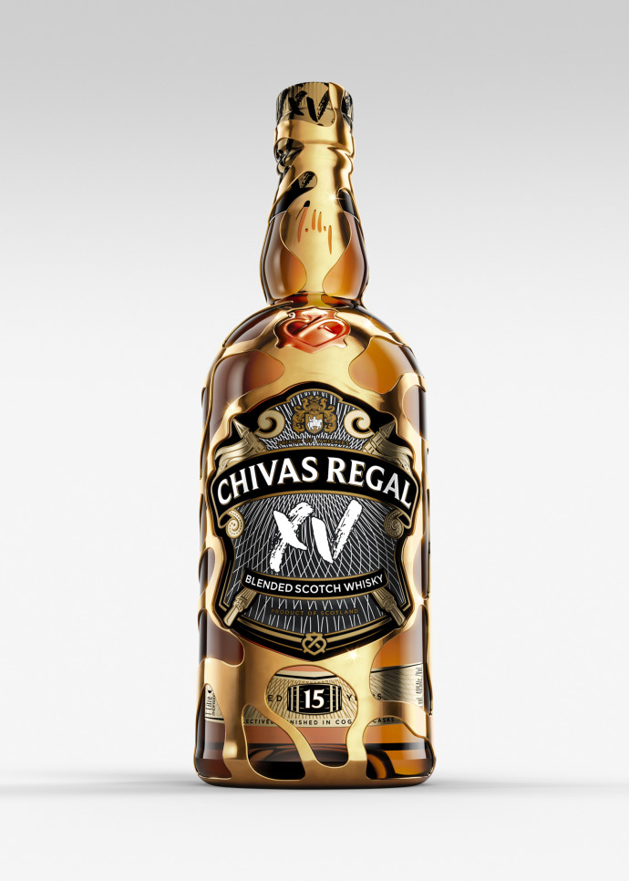 La bouteille de Chivas XV de Dolly Cohen.