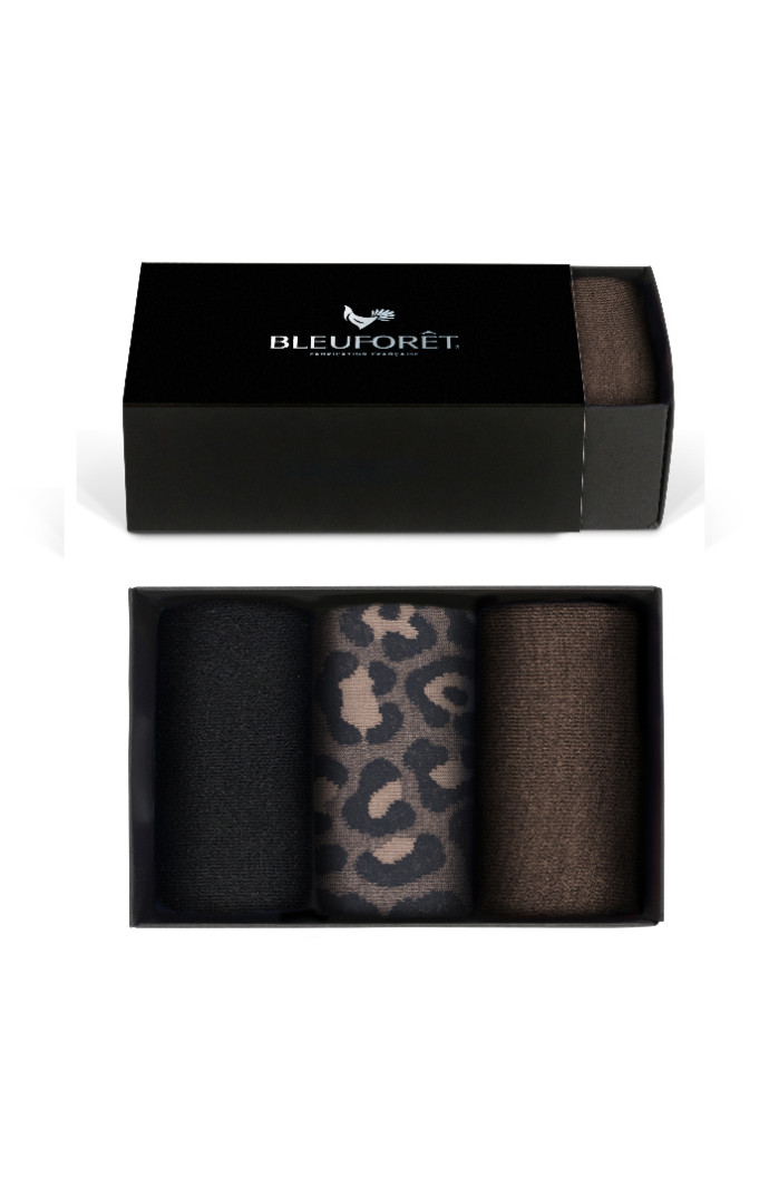 3 paires de chaussettes en laine 2 unies/1 jacquard léopard (100% intérieur coton pour la douceur). 48 €, bleuforet.fr