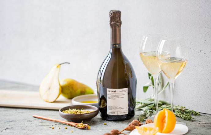Avec la sortie du Ruinart Blanc Singulier, la maison de champagne cherche à révéler les nouvelles expressions qui ressortent du chardonnay, 2023 - TGL