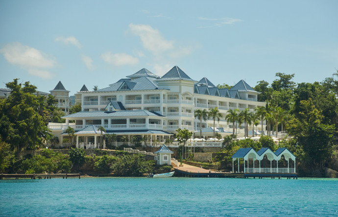 cayo levantado resort hôtel paradisiaque en république dominicaine