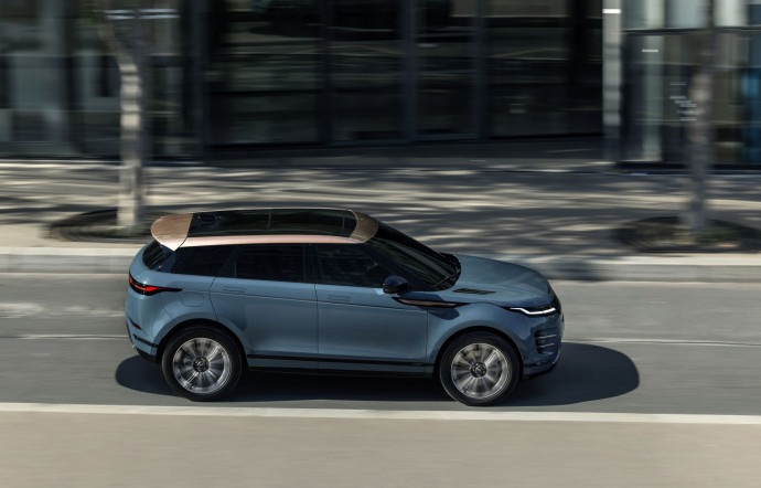 Avec une volonté de s’affirmer comme un acteur du luxe automobile, Range Rover devient une marque à part entière, 2024 - IDEAT