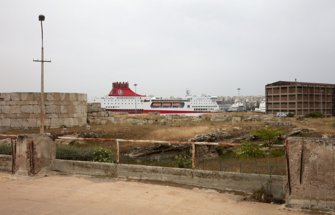 Depuis son rachat en 2016 par Cosco, une société d’État chinoise, le port du Pirée a vu sa croissance s’accélérer, 2024 - TGL