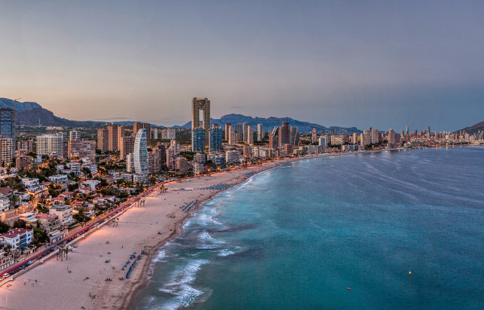 enquête sur benidorm, ville d'espagne