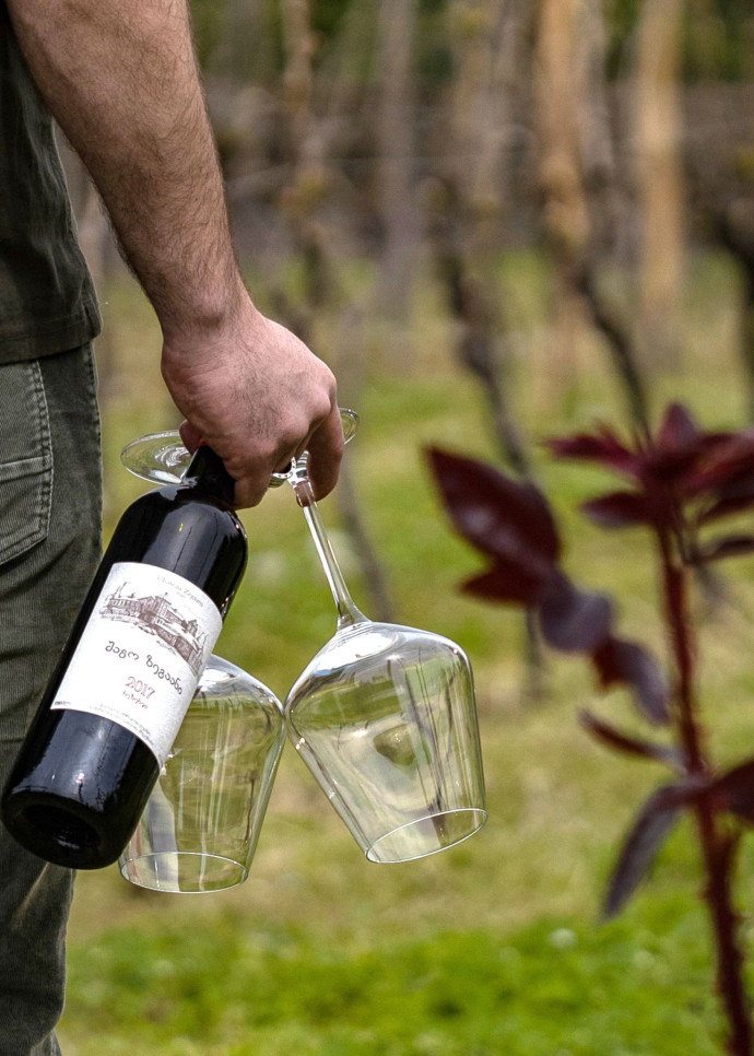 David Tatulashvili, propriétaire du château Zegaani, produit ses vins en biodynamie.