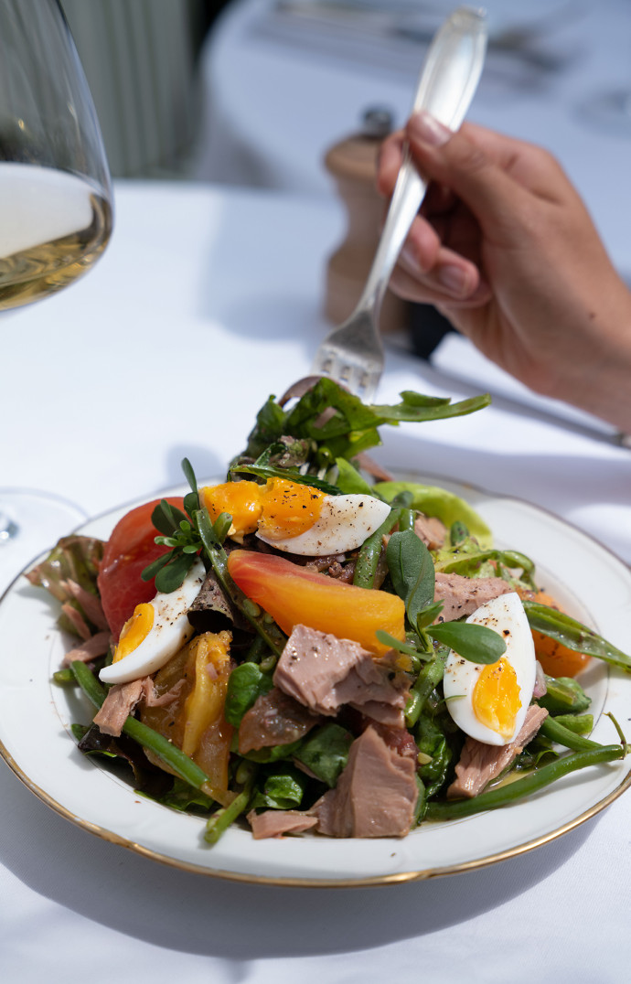 La cheffe Manoa reviste les classiques de la cuisine française.