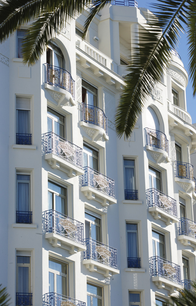 La façade rénovée de l’hôtel Martinez.