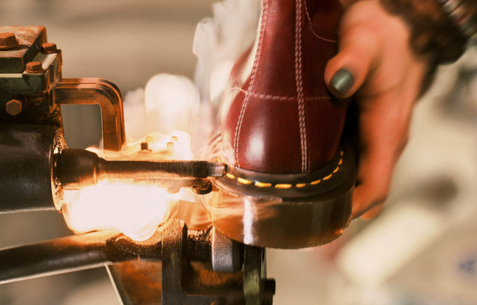 le soulier dr martens penche vers le luxe