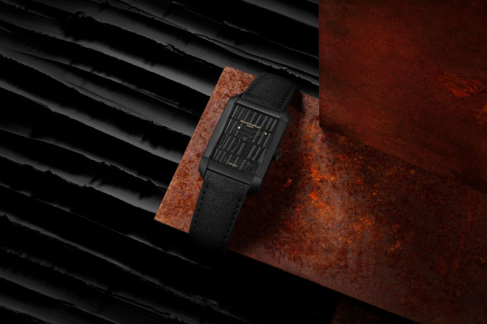 La Hampton Polyptyque Edition – Musée Soulages 10th Anniversary de Baume & Mercier, d’après Peinture 324 x 362 cm, 1986, Polyptyque I, de Pierre Soulages. L’horlogerie et l’art, une alliance qui ne cesse de s’intensifier.