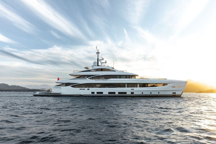 Le Superyacht Asani porté par Benetti B.Now.