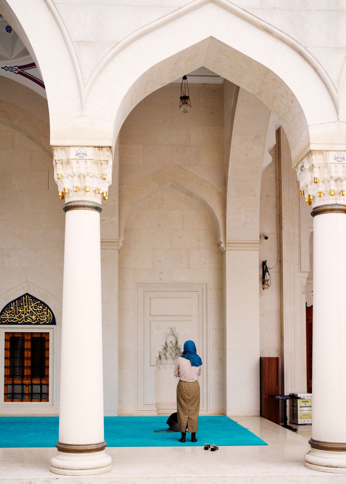 La mosquée de Namazgah, inspirée de l’architecture otomane et achevée en 2023, est la plus grande des Balkans.