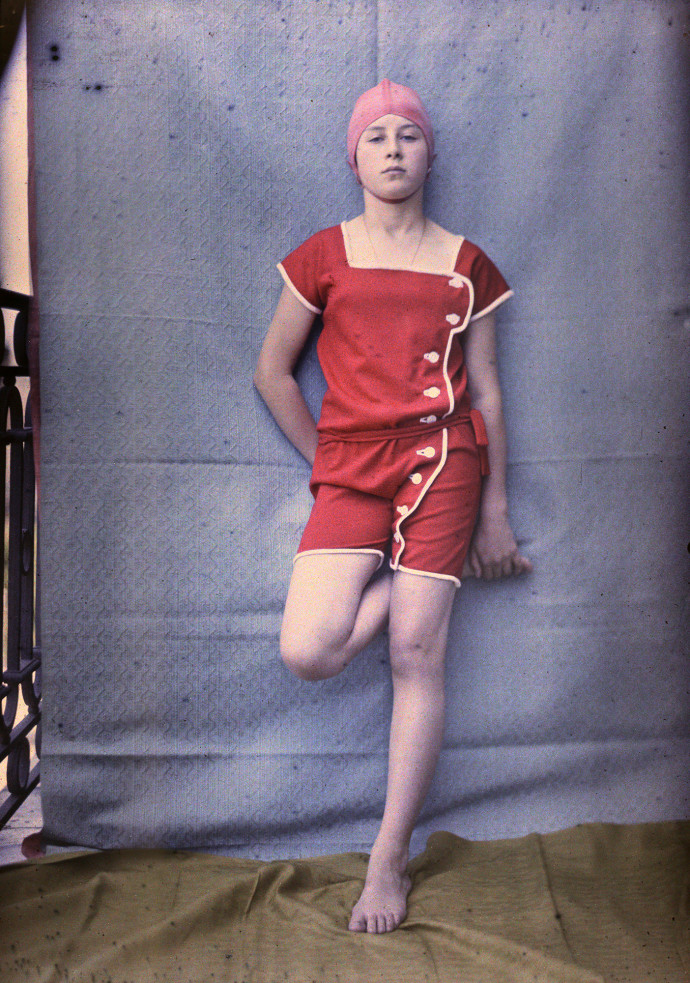 Photographe amateur anonyme. Sans titre, France, plaque autochrome, 1924.Avec l’aimable autorisation de l’ancienne Collection Marion et Philippe Jacquier / Don de la Fondation Antoine de Galbert au musée de Grenoble.