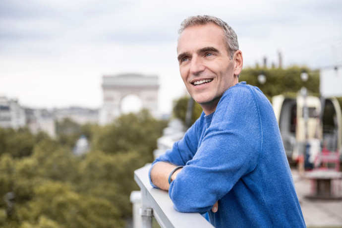 « Notre monde hyperlibéral doit, de facto, devenir hypersolidaire ou hypersocial. Les deux notions fonctionnent ensemble. »