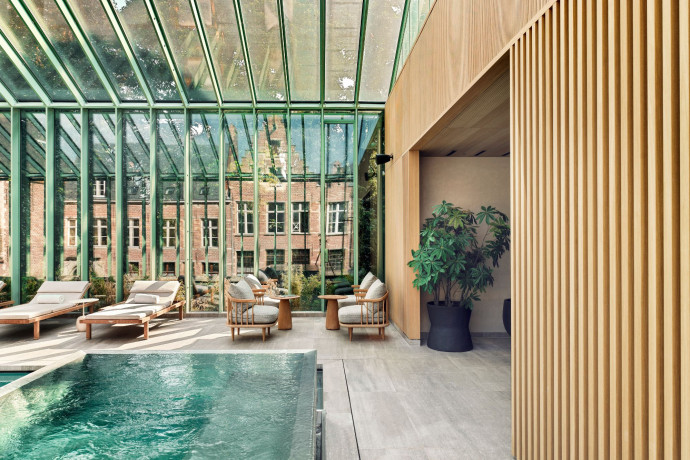 Le spa du Botanic Sanctuary et sa sublime piscine de 18 mètres.