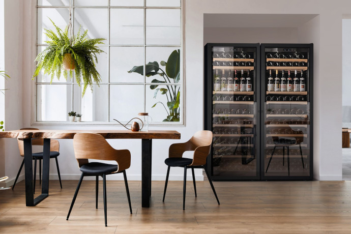 Cave de vieillissement La Première, EuroCave, grand modèle à partir de 2 707 €.