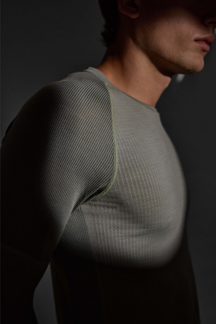 Haut technique à col rond Seamless Performance Wool