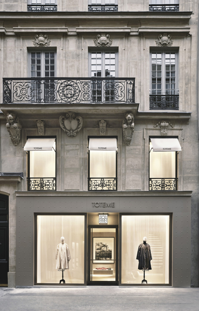 TOTEME a débarqué discrètement à Paris en novembre 2025.