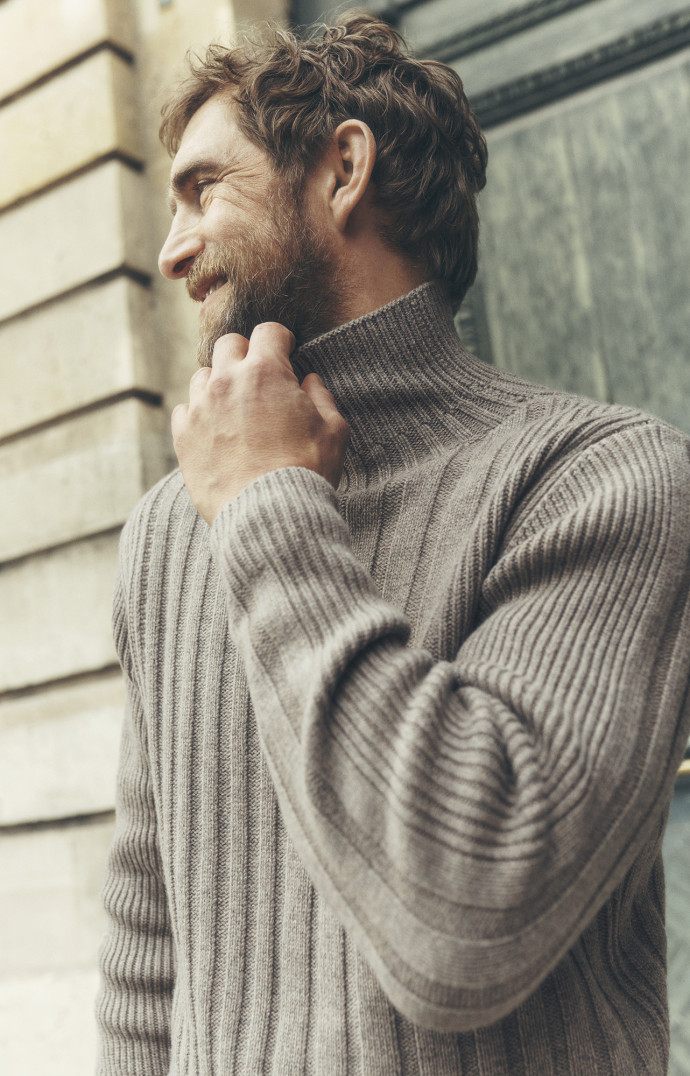 L’homme, aussi, s’habille en Bompard.