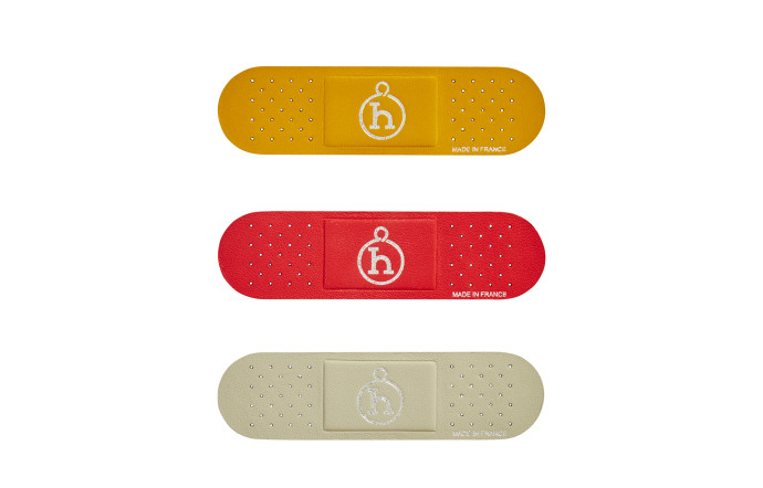 Set de 3 pansements d&rsquo;objets, 140 euros. Petit H.