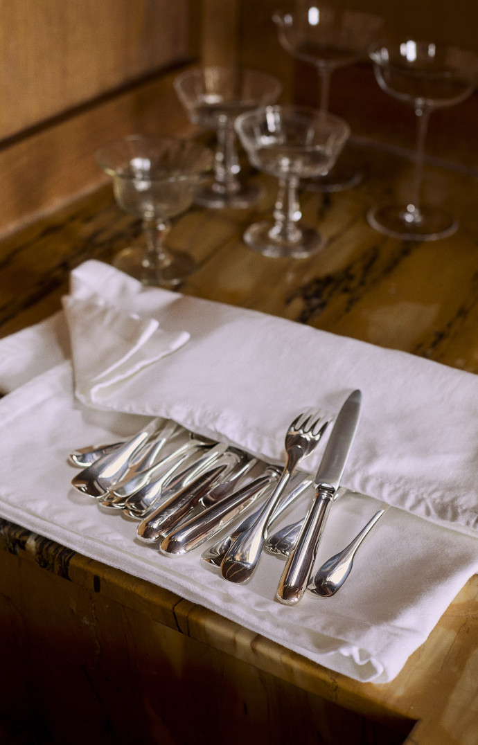 Collection Louvois, à partir de 320 euros. Puyforcat.