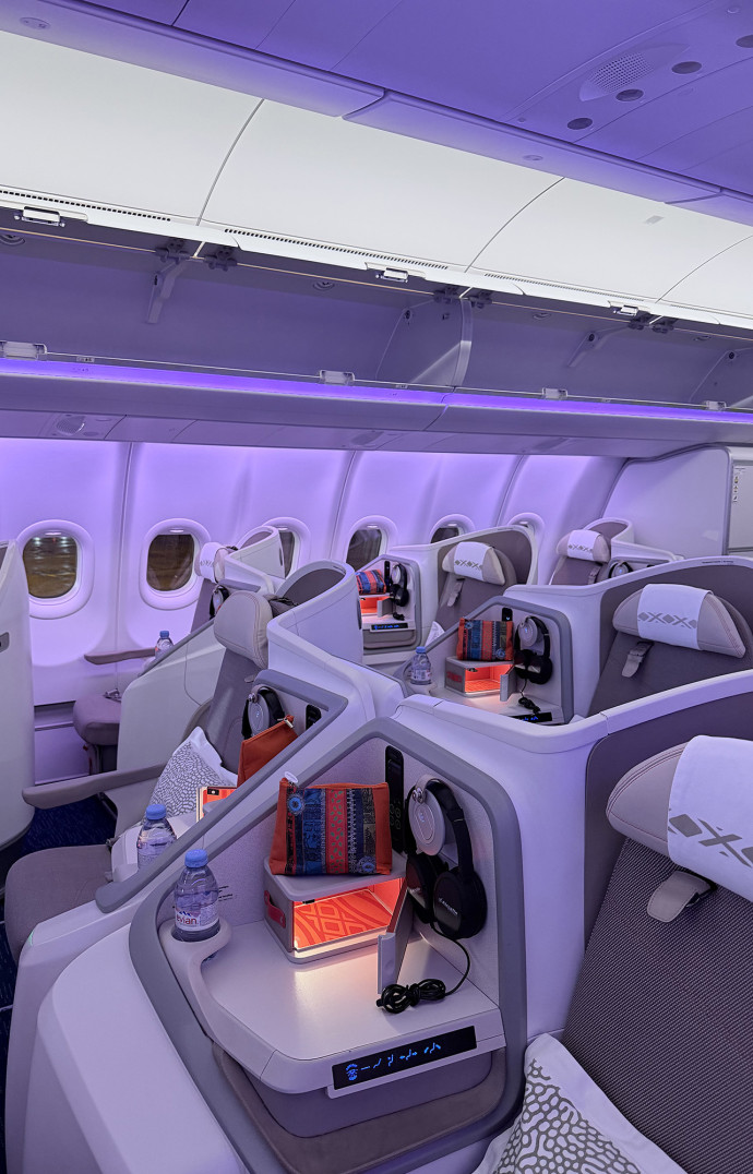 Le scénario lumineux de la cabine accompagne le voyage (et le jet lag).