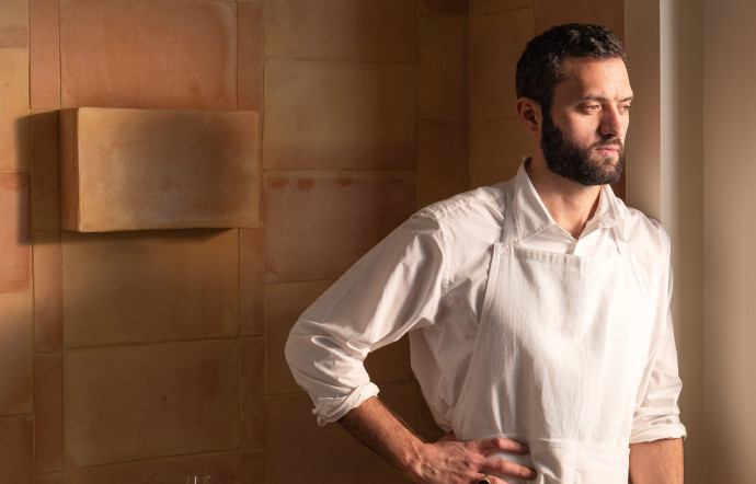 restaurant test paris jolie table poissons