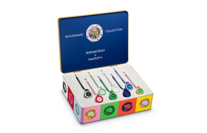 Un coffret présente l&rsquo;ensemble de la collection.