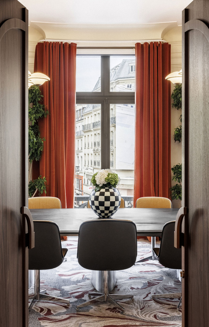 Les salles de réunion offrent chacune un décor et un agencement particulier.