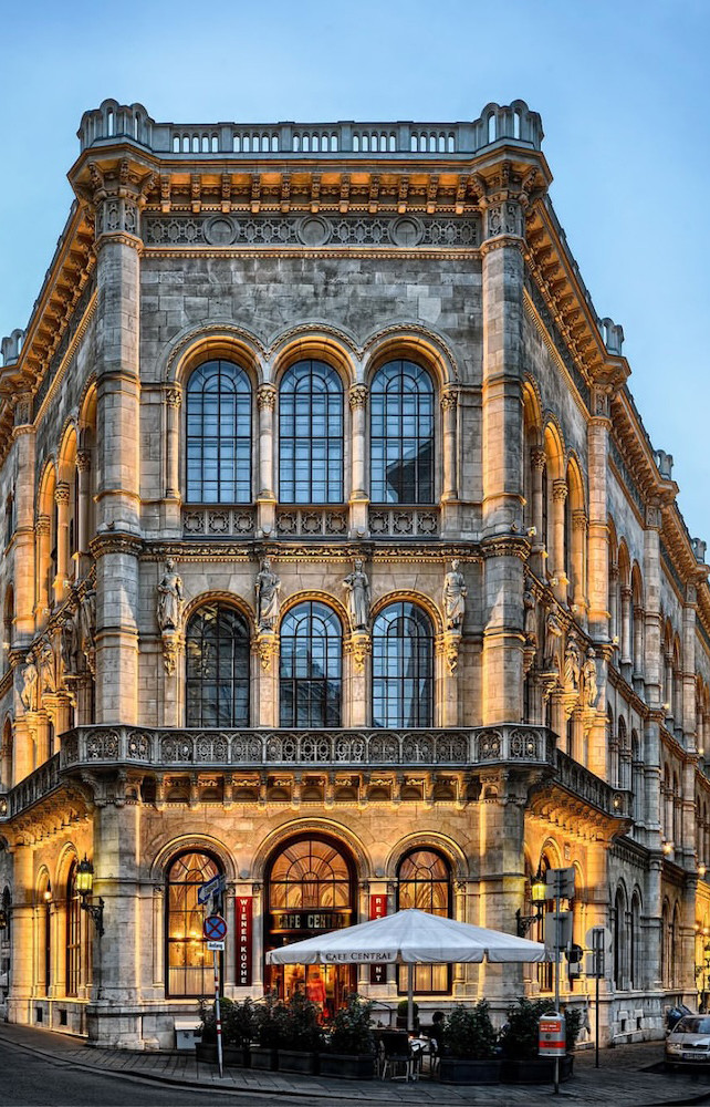 derniers grands cafés historiques en europe